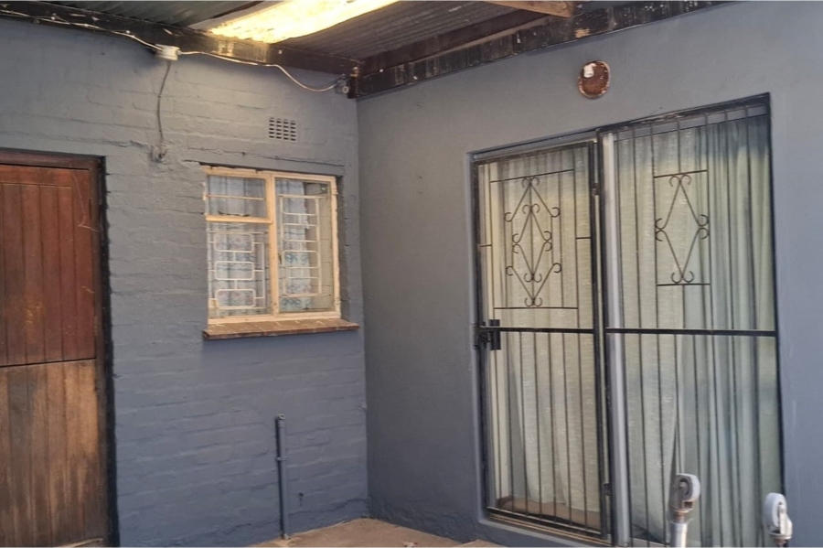 2 Bedroom Property for Sale in Cloetesville Western Cape